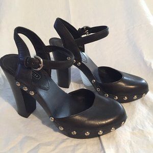 Coach Carleen black leather platform heel size 7.5